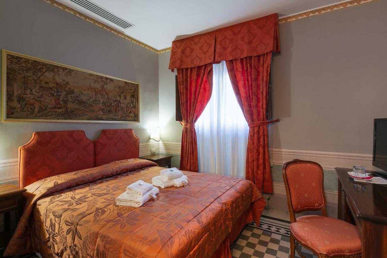I Portici Hotel - Residenza D'Epoca Arezzo Eksteriør billede